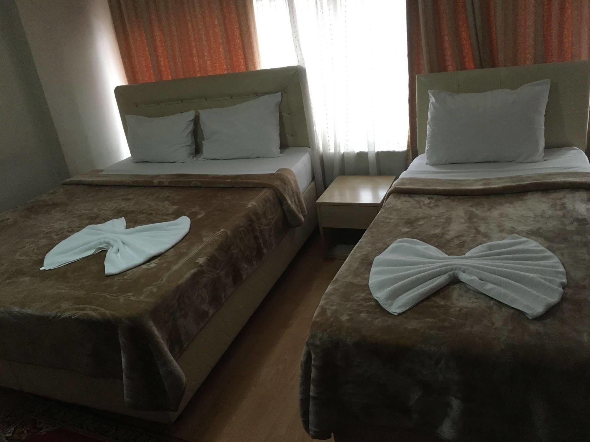 Oeruen Hotel イスタンブール エクステリア 写真