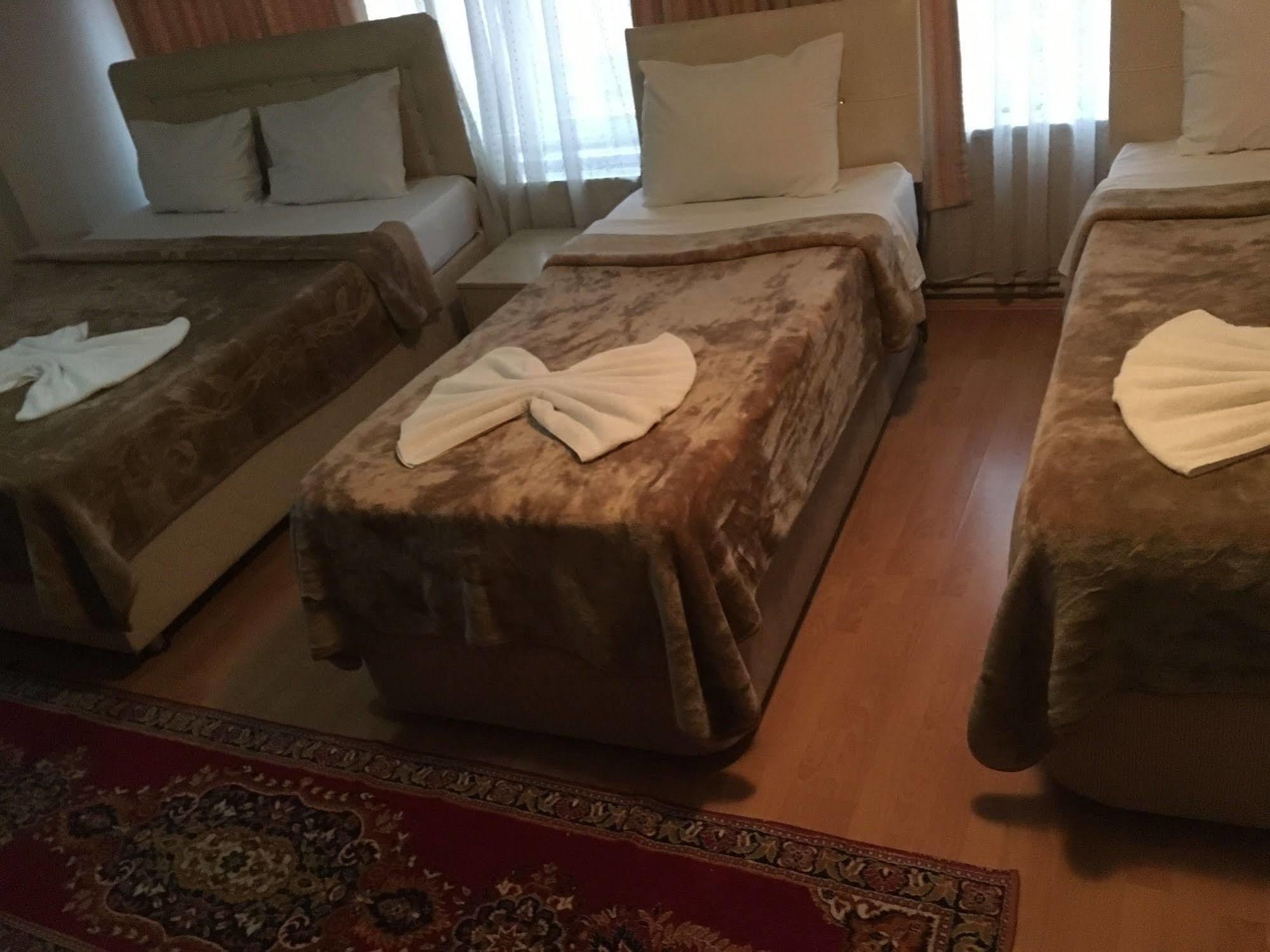 Oeruen Hotel イスタンブール エクステリア 写真